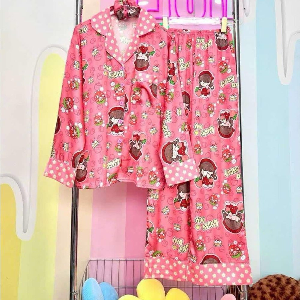 Colorful Pajamas Set - Picture 5 of 6